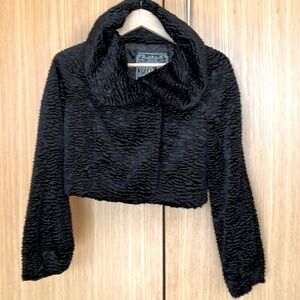Guess faux chinchilla cropped jacket black XS